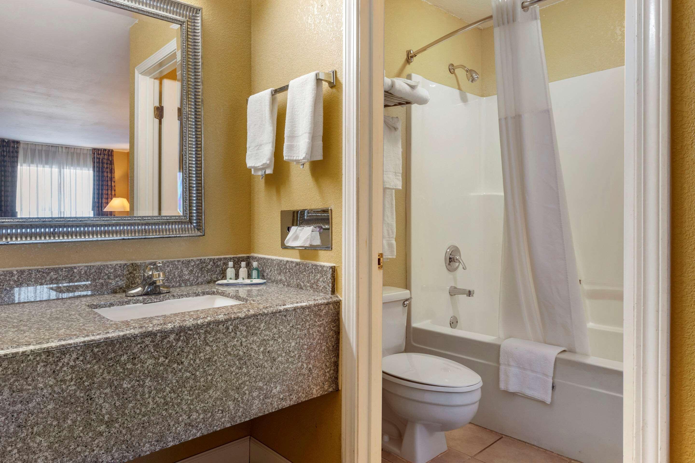 Quality Inn Russellville I-40 Zewnętrze zdjęcie