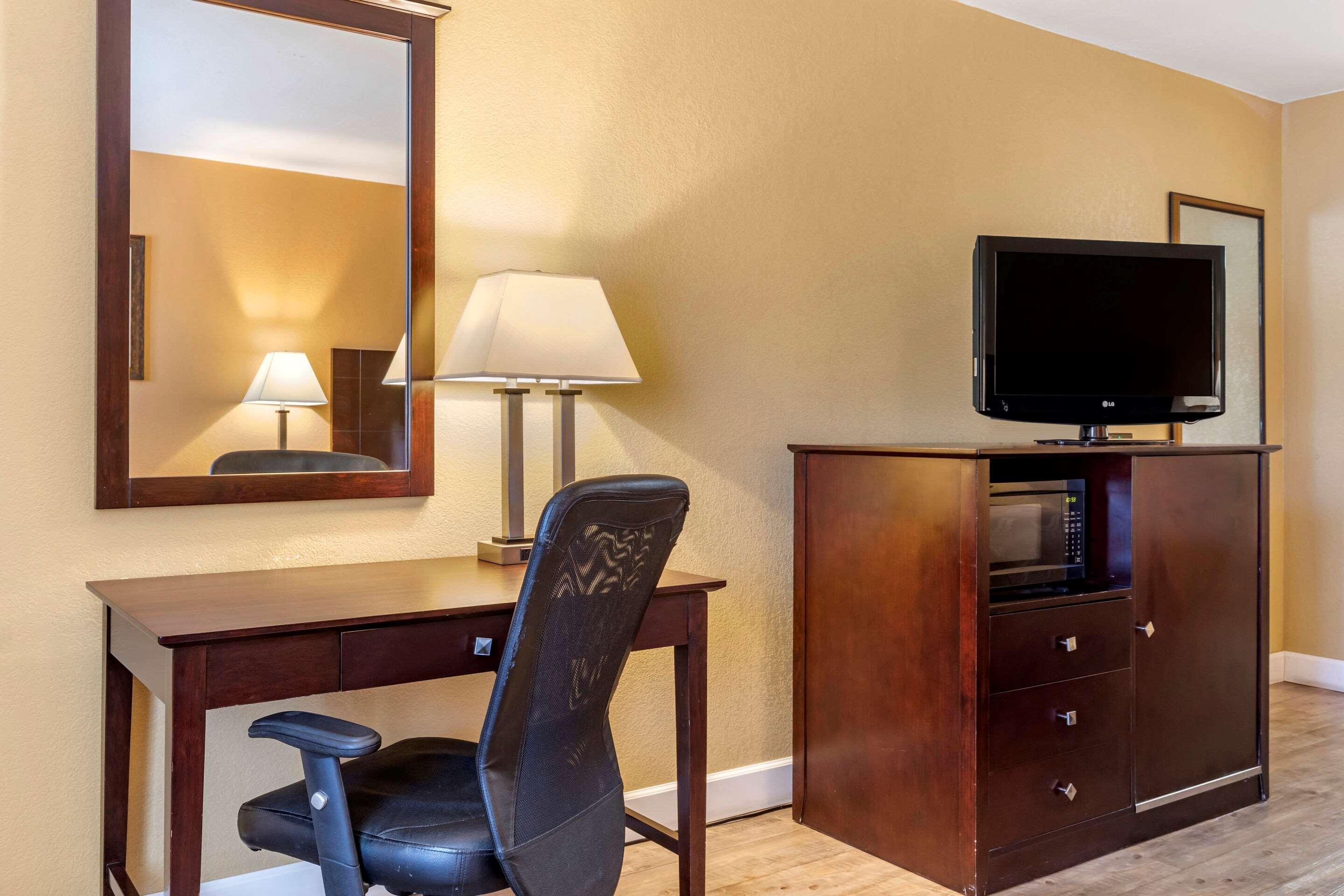Quality Inn Russellville I-40 Zewnętrze zdjęcie